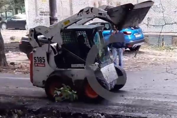 Дорожники Краснодара устроили танцы: видео